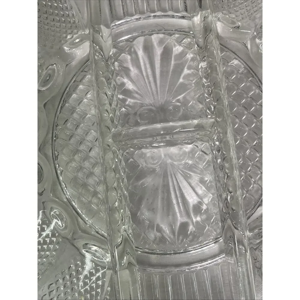 Vintage LE Smith Glass Deviled Egg Serving Platter Pineapple Pattern Plate